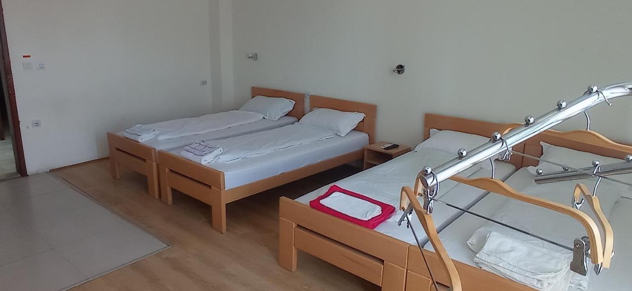 Holiday Apartments Subotica Exterior foto